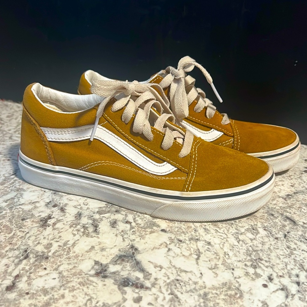 Vans Youth size 3 Brown
